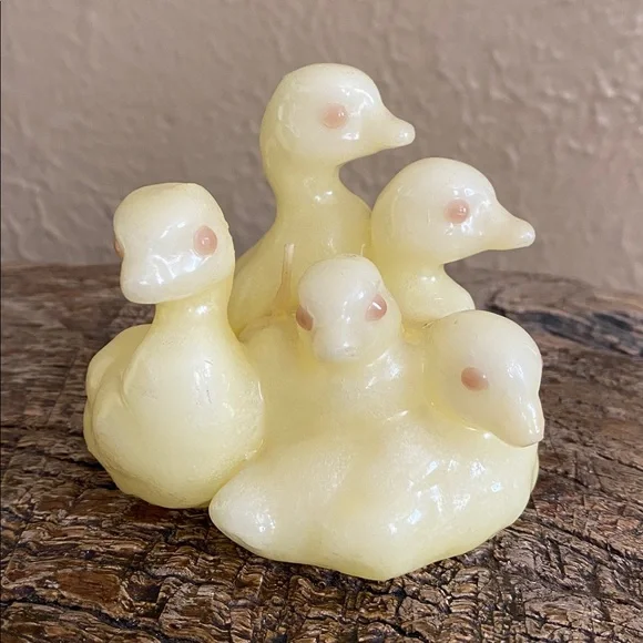 🐤Vintage🐤Baby Ducklings Candle - Picture 2 of 8